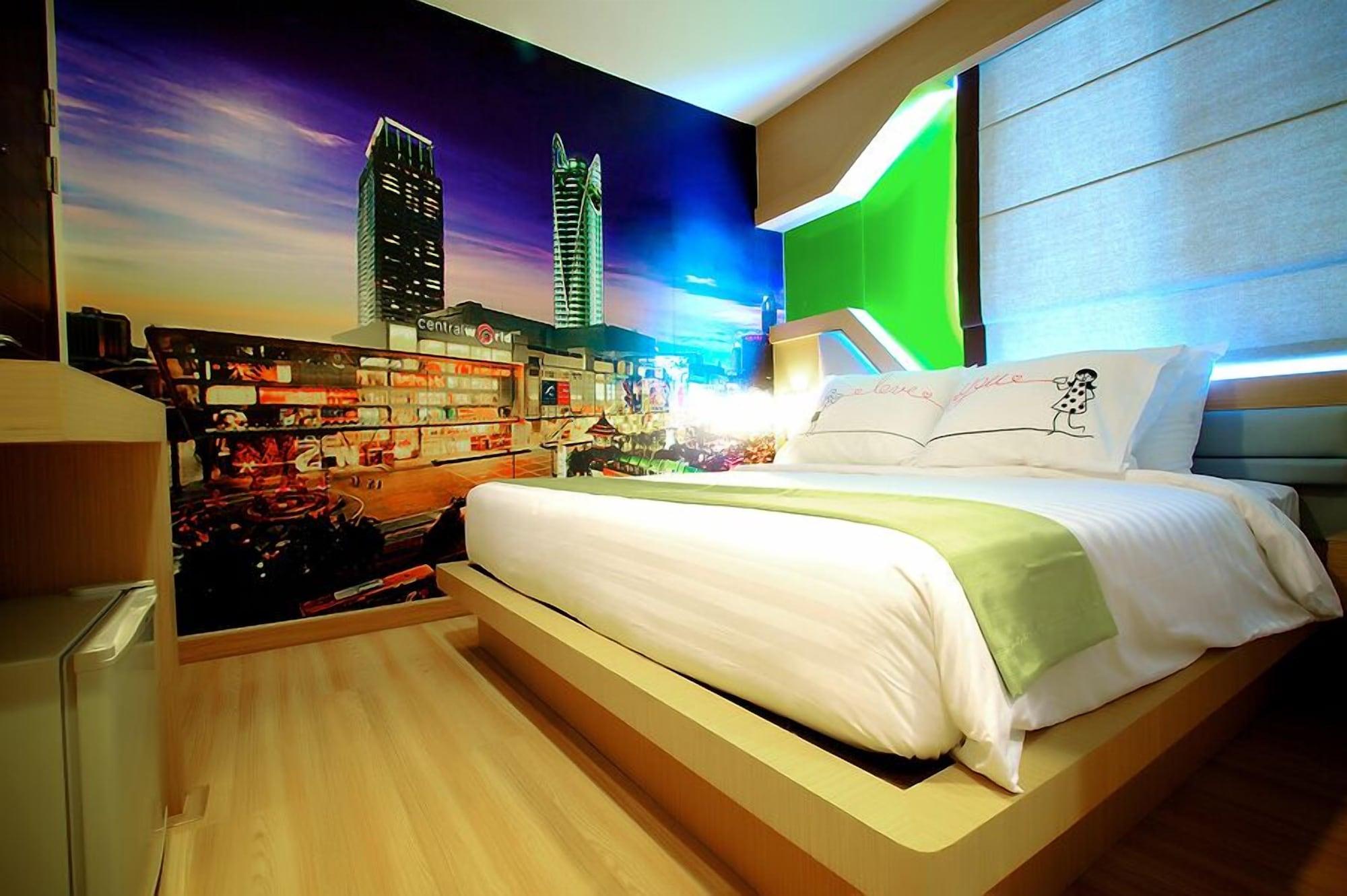 Ds67 Suites Bangkok Exterior photo